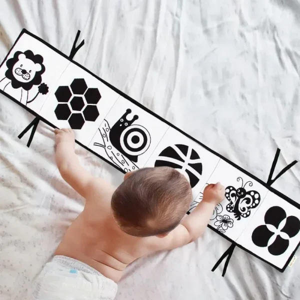 Sensory Cloth Book Baby Toys Bed Crib Bumper Black and White Animal Quiet Montessori Early education Books - Image 4